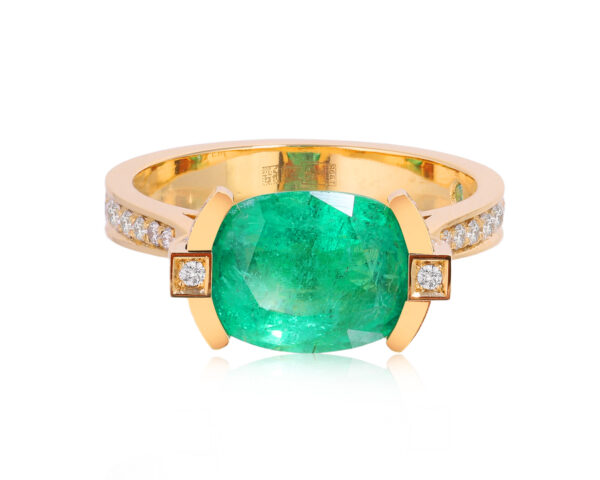 Золотое кольцо с изумрудом Замбия 3.06ct Evgeny Matveev