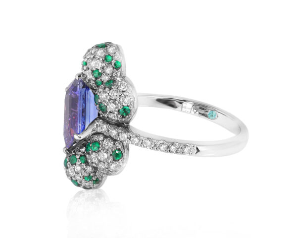 Золотое кольцо с танзанитом 2.30ct и бриллиантами 1.15ct Evgeny Matveev