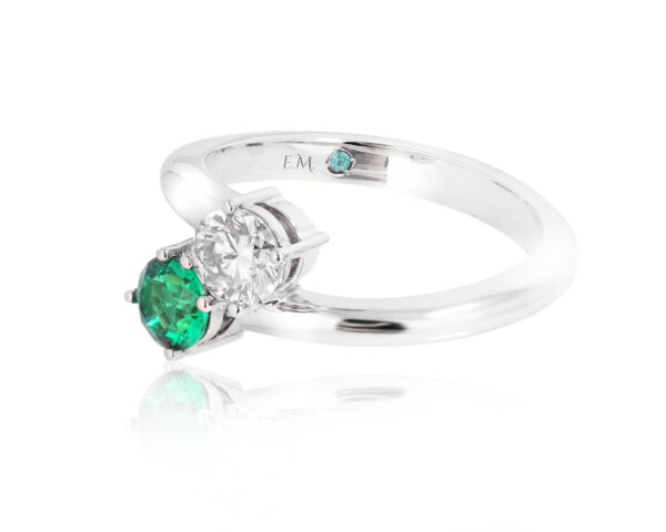 Платиновое кольцо с изумрудом 0.39ct и бриллиантом 0.50ct Evgeny Matveev