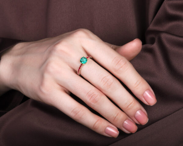 Золотое кольцо с изумрудом Замбия 0.86ct Evgeny Matveev