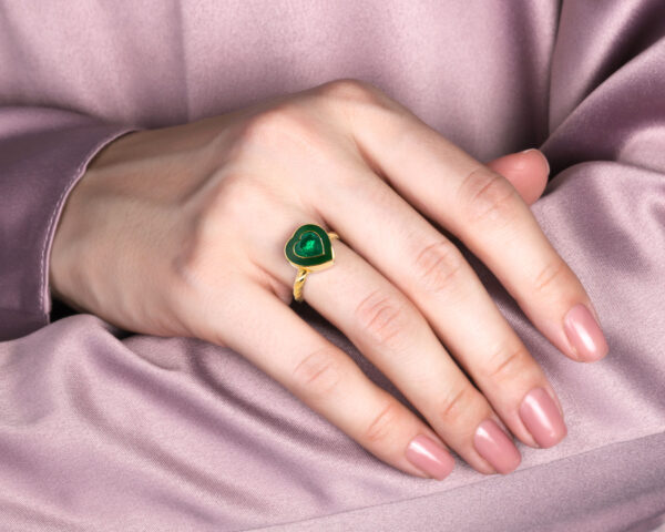 Золотое кольцо с изумрудом Замбия 1.17ct Evgeny Matveev