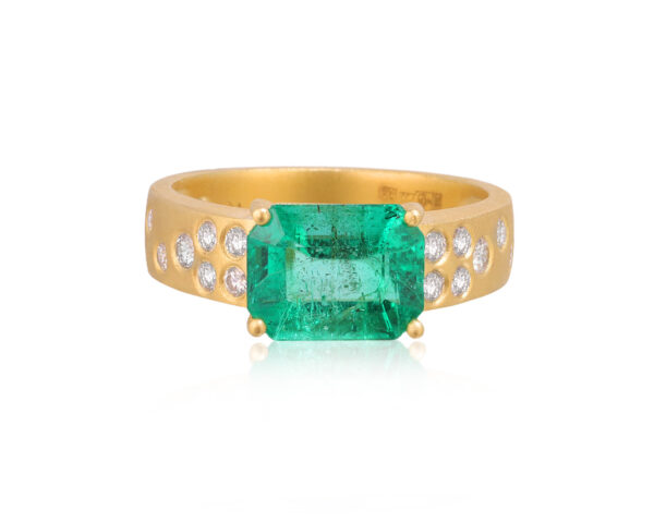 Золотое кольцо с изумрудом Замбия 2.15ct Evgeny Matveev